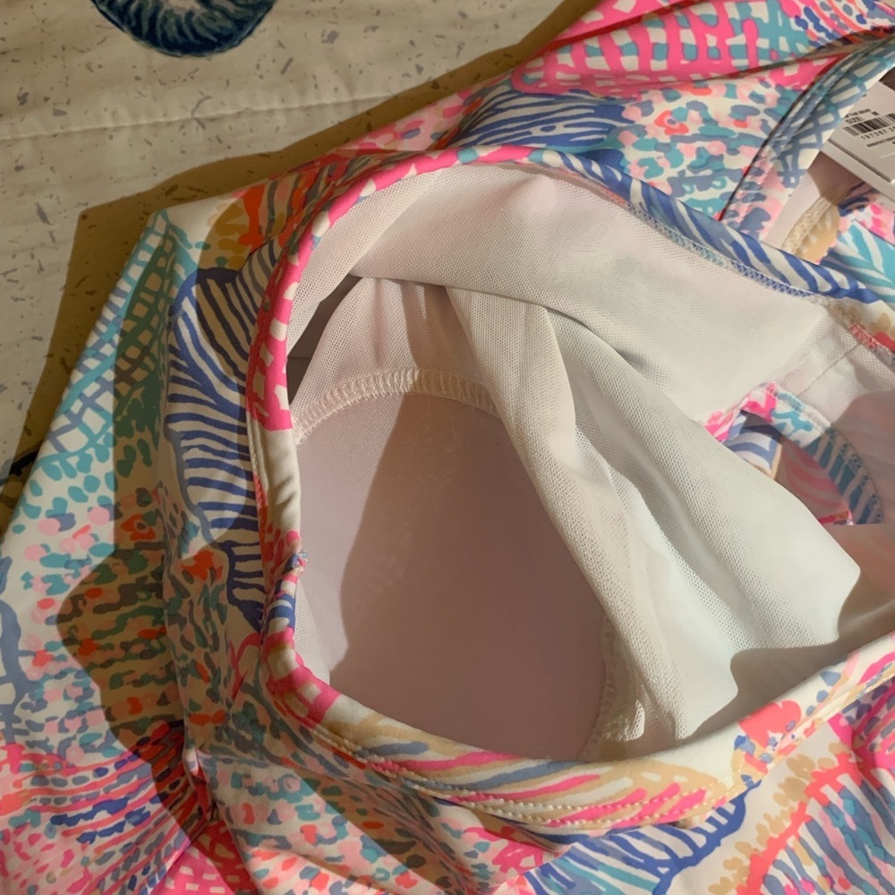 NWT Lilly Pulitzer Luxletic Candia Active Bra Tank Top size medium - Picture 2 of 7